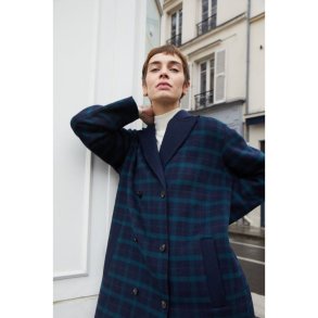 Le Mont Saint Michel: Manine Tartan Coat