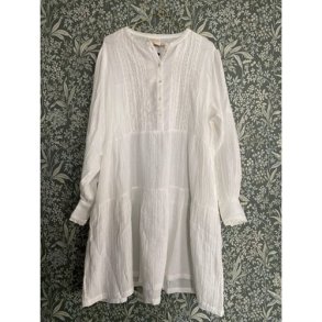 Sissel Edelbo: Moss Short Organic Cotton Dress - Hvid